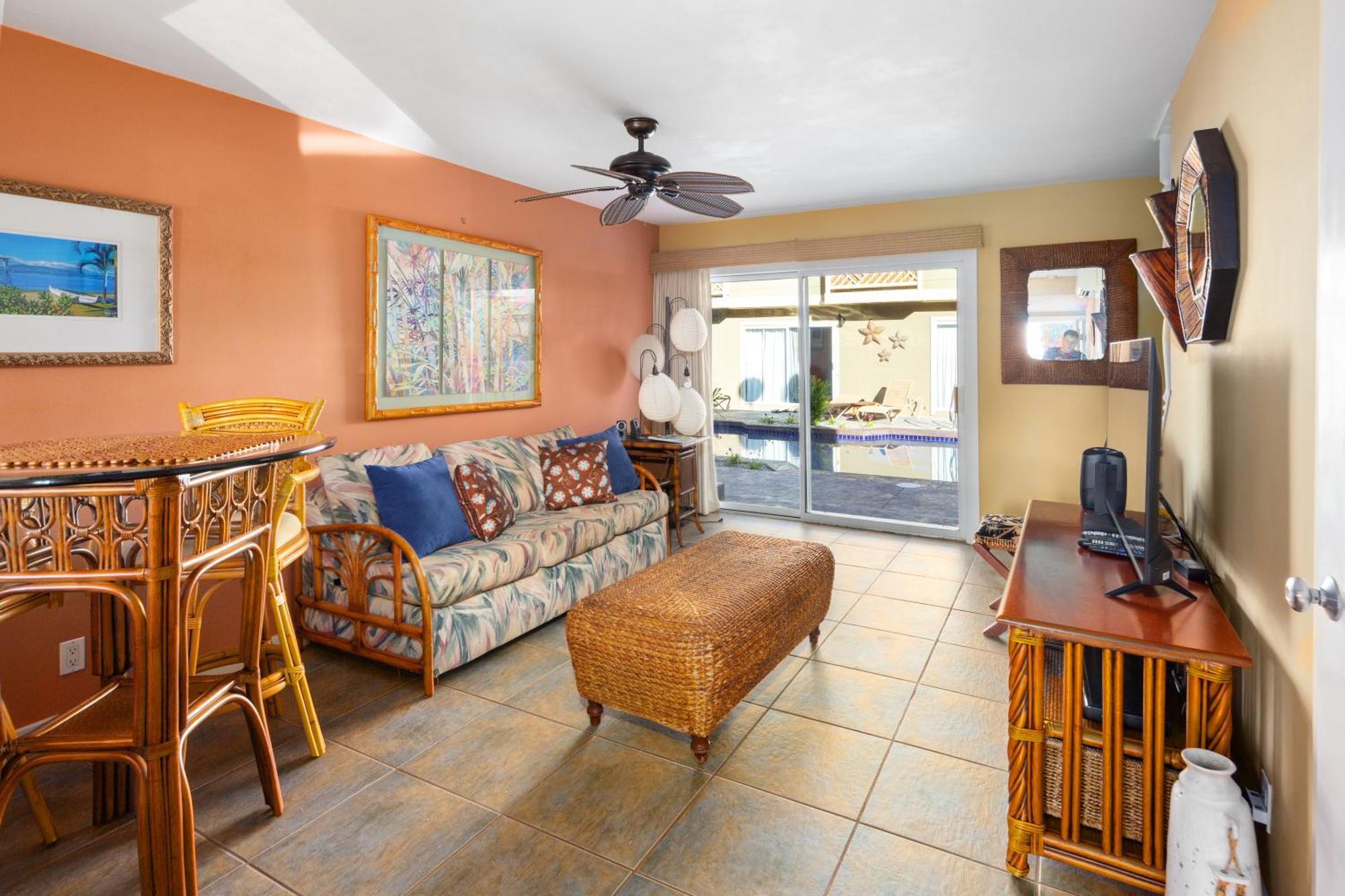 Bamboo Located Across From The Beach, 1 Bedroom Sleeps 4