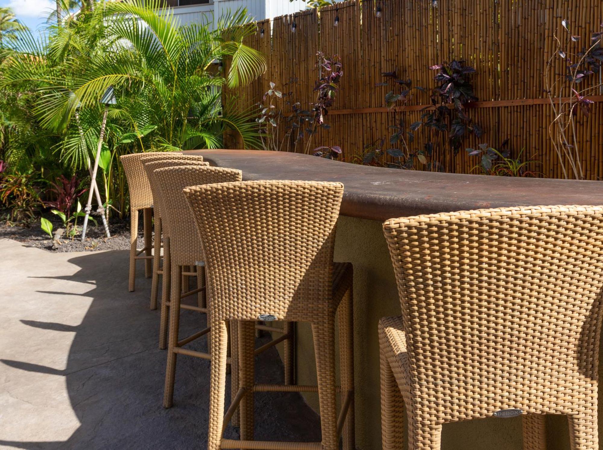 Bamboo Located Across From The Beach, 1 Bedroom Sleeps 4 * Kihei