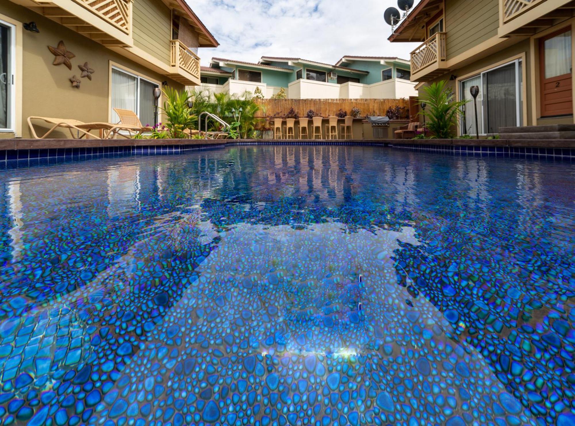Bamboo Located Across From The Beach, 1 Bedroom Sleeps 4 Holiday home *